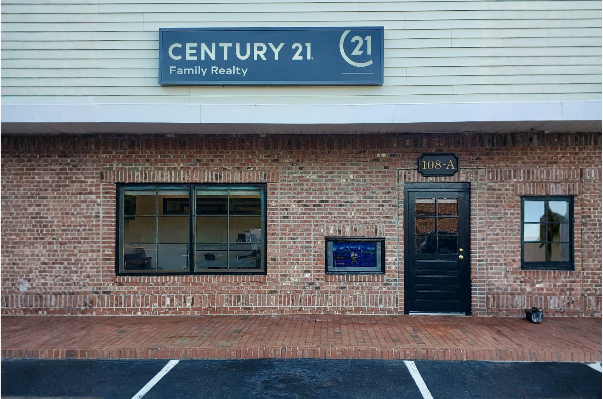 Century 21 Family Realty Office